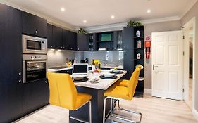 Robeen House